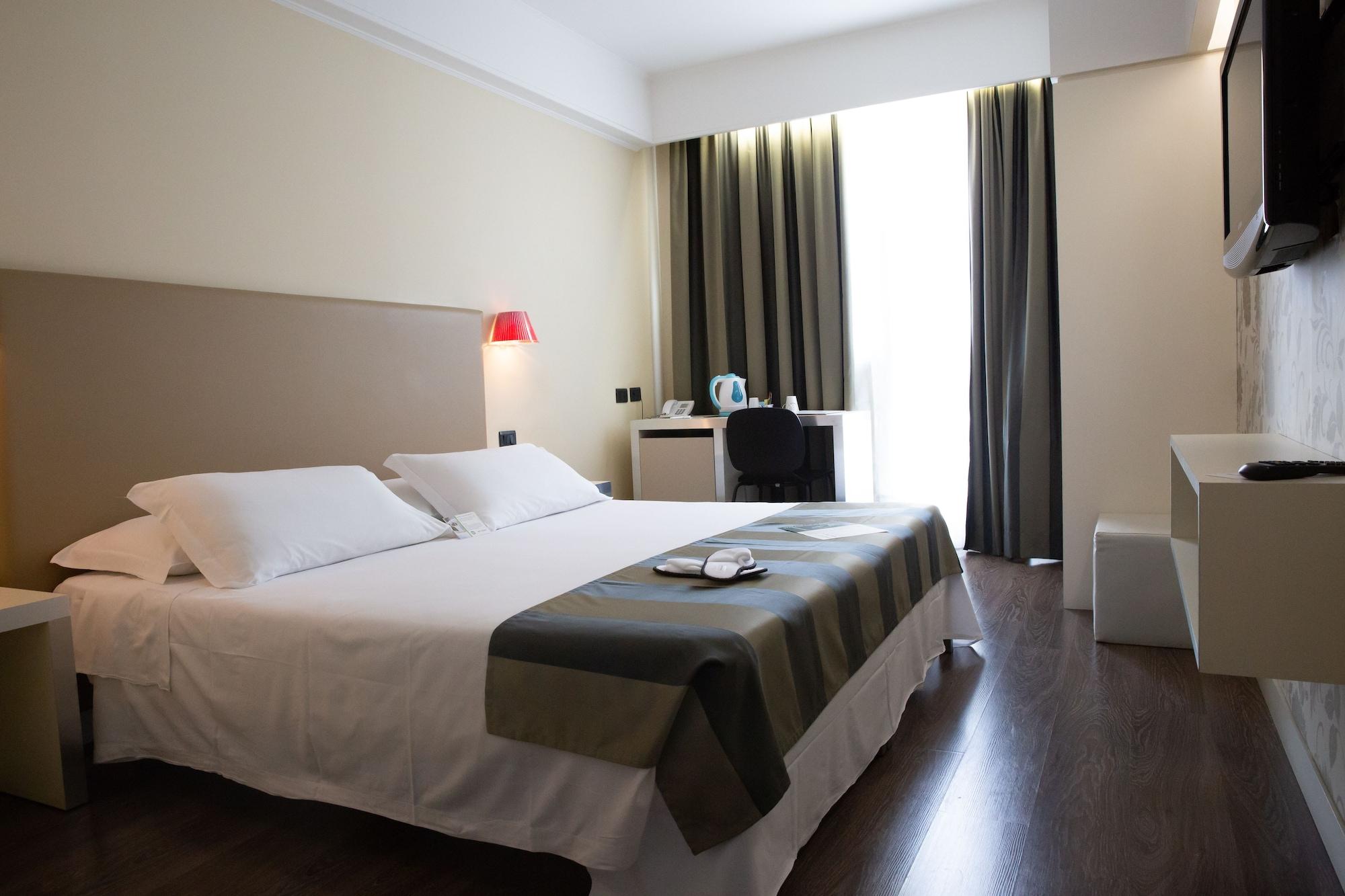 Hotel Roma Tor Vergata Bagian luar foto